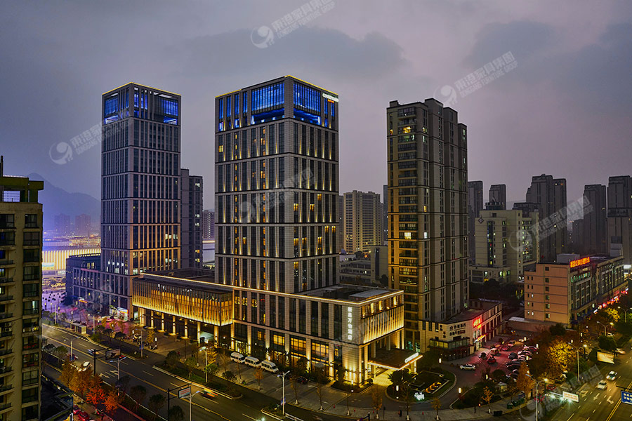 01-浙江新昌万怡秋葵网站外景